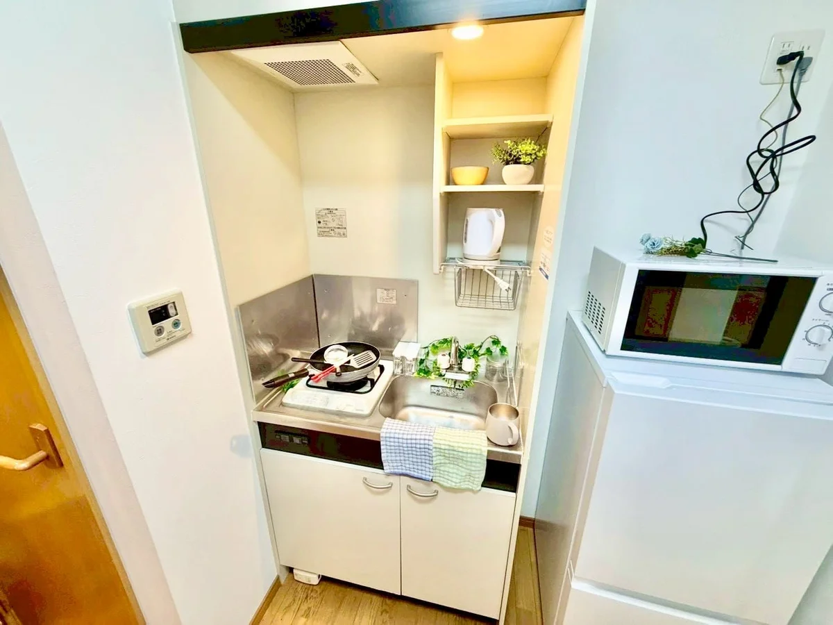 ※撮影用の観察植物・食器調理器具・雑貨類等はございません。※写真は現況優先