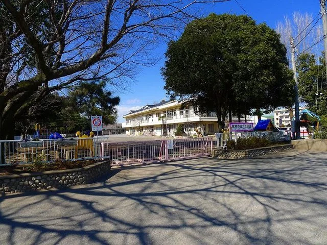 館林市立北幼稚園まで1000m
