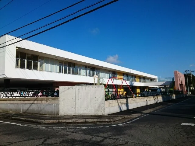 むつみ幼稚園まで270m