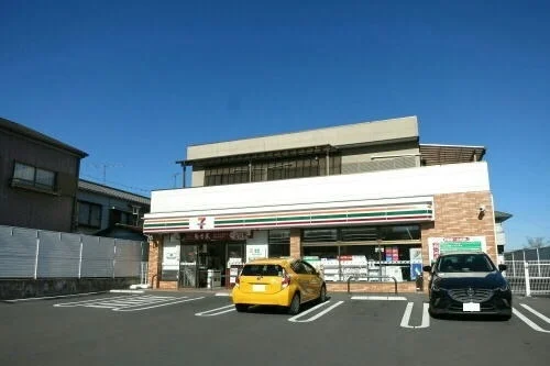 セブンイレブン三島日の出町店まで70m