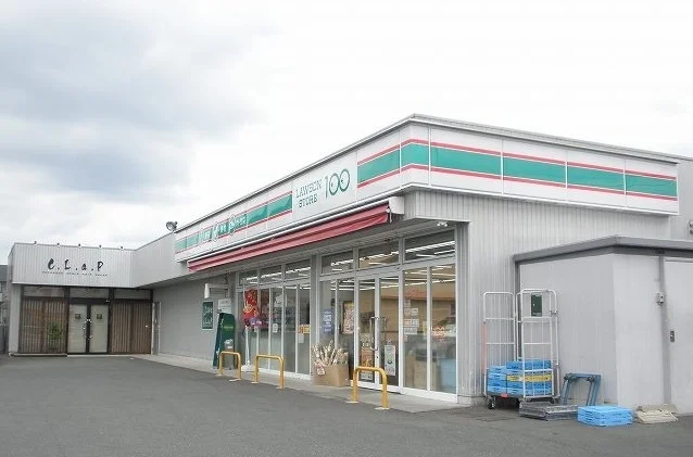 ローソンストア１００まで2900m