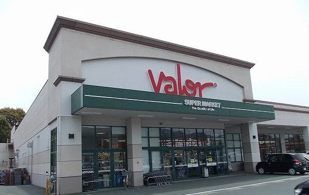 バロー新城店様まで490m