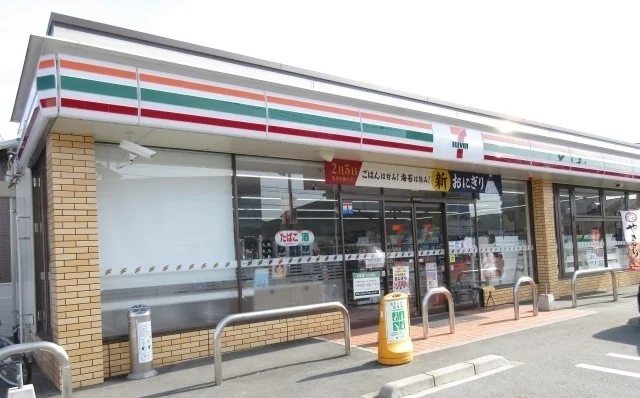 セブンイレブン松阪垣鼻町店まで250m