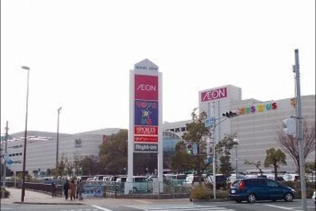 リバーシティまで2900m