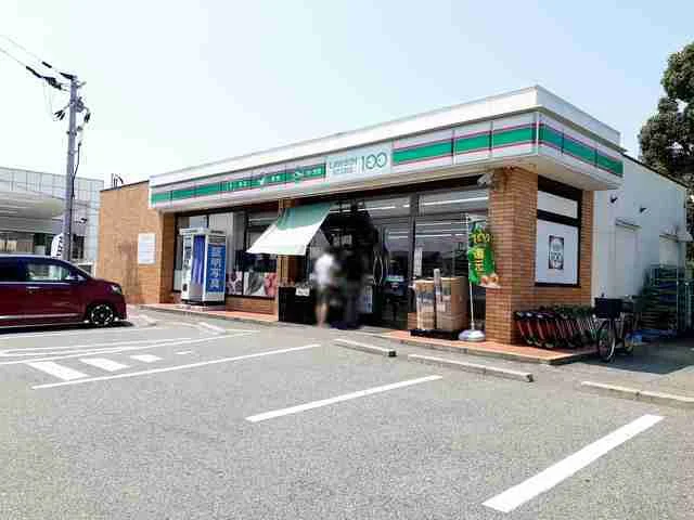 ローソンストア100神戸伊川谷まで180m