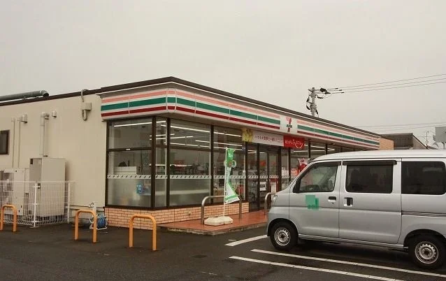 セブンイレブンまで1200m