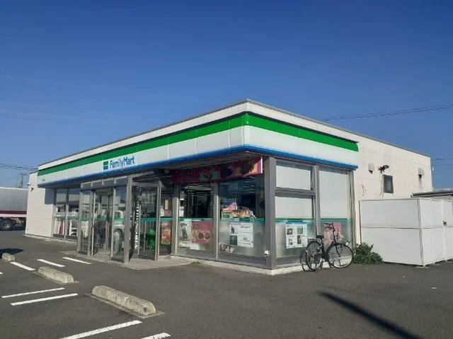 ファミリーマート石巻中浦店まで550m