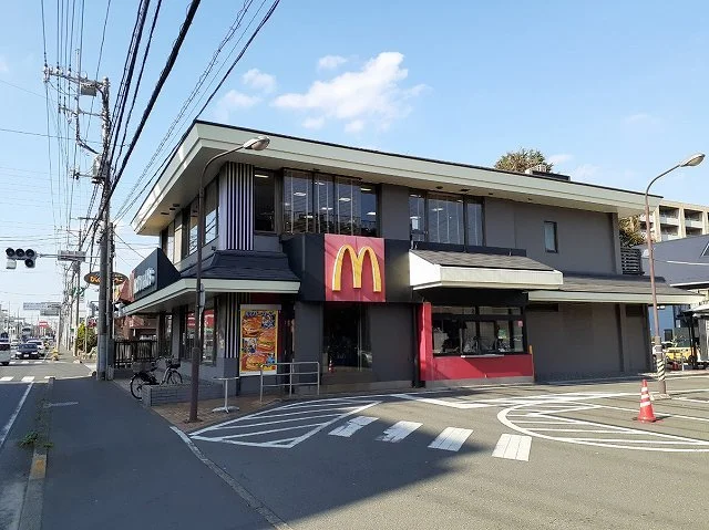 マクドナルド新所沢店まで350m