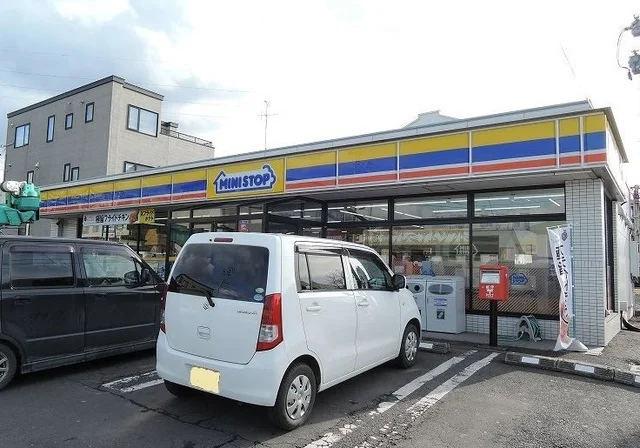 ミニストップ新井田西平店まで350m