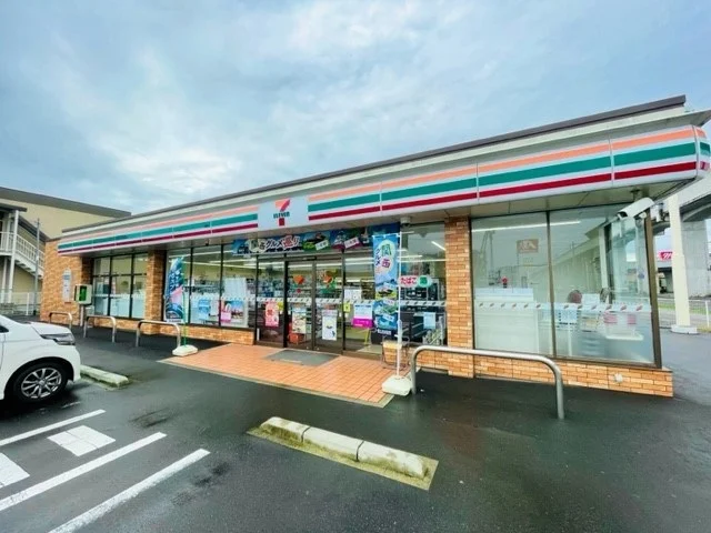 セブンイレブン名取美田園店まで500m