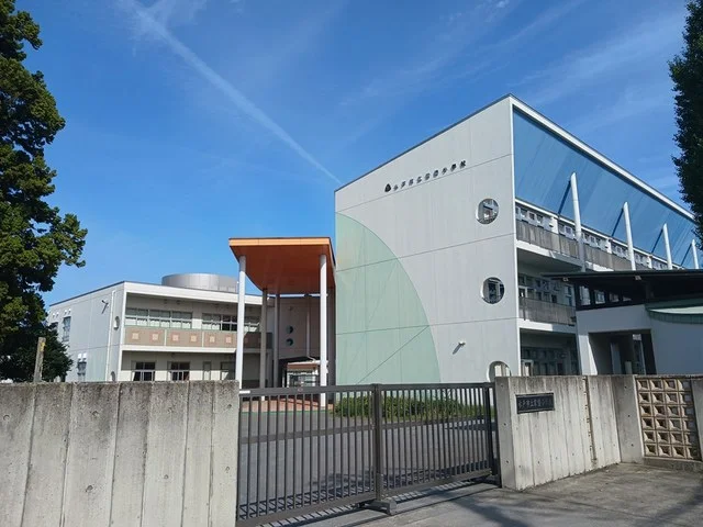 常磐小学校まで600m