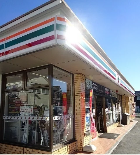 セブンイレブンまで400m