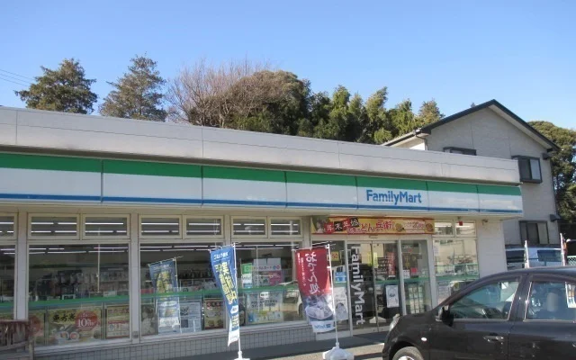 ファミリーマート市川大野駅前店まで1100m