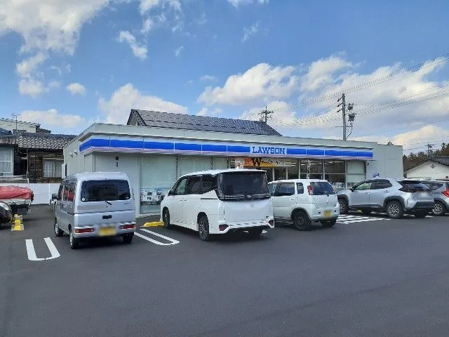 ローソン　豊科駅前店まで450m