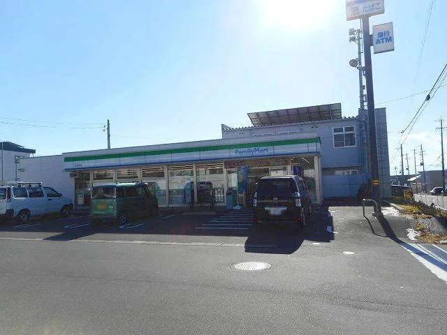ファミリーマート　松本岡田店まで600m