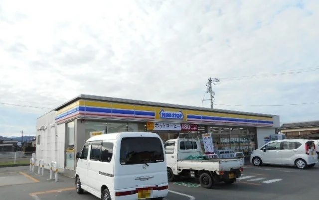 ミニストップ多気町店まで200m