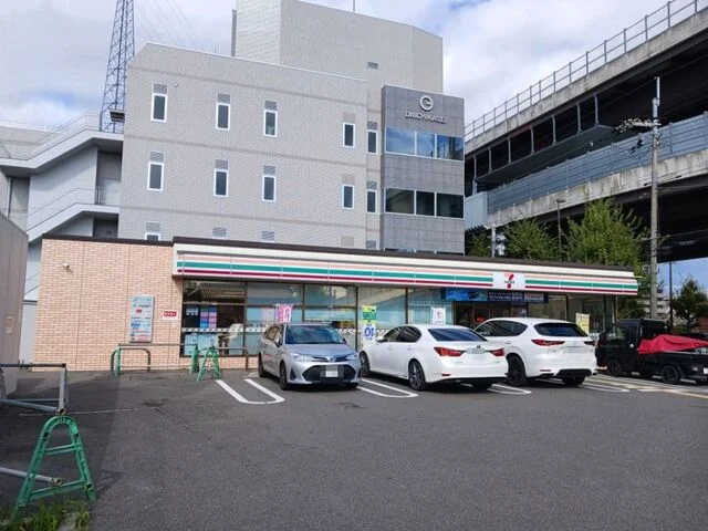 セブンイレブン 京都竹田西内畑まで450m