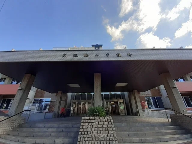 狭山市役所まで726m