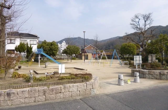 大林第一公園まで2000m