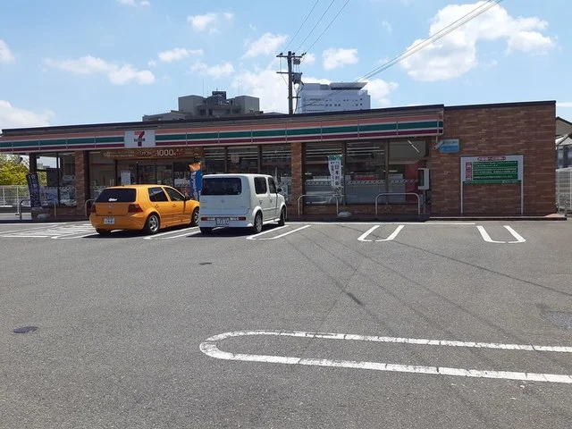 セブンイレブンまで420m