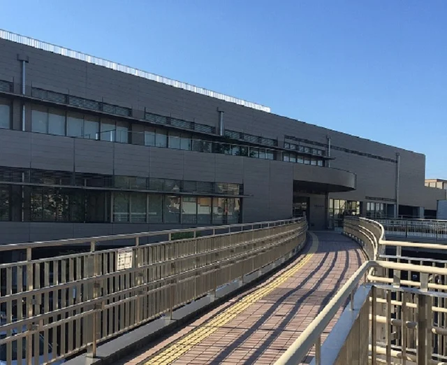 浜松市立城北図書館まで900m