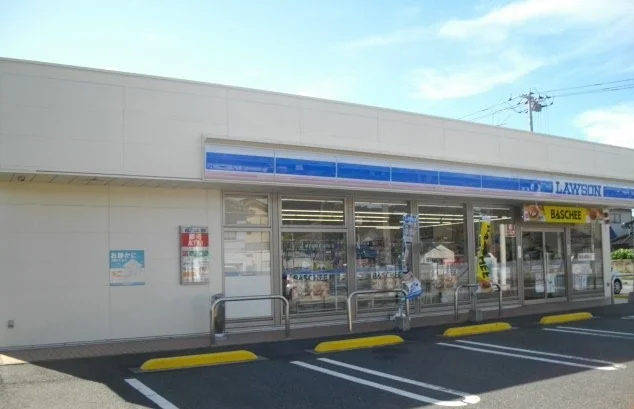 ローソン小野田中川店まで700m