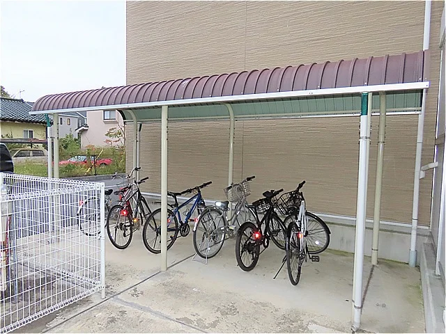 屋根付き駐輪場あり