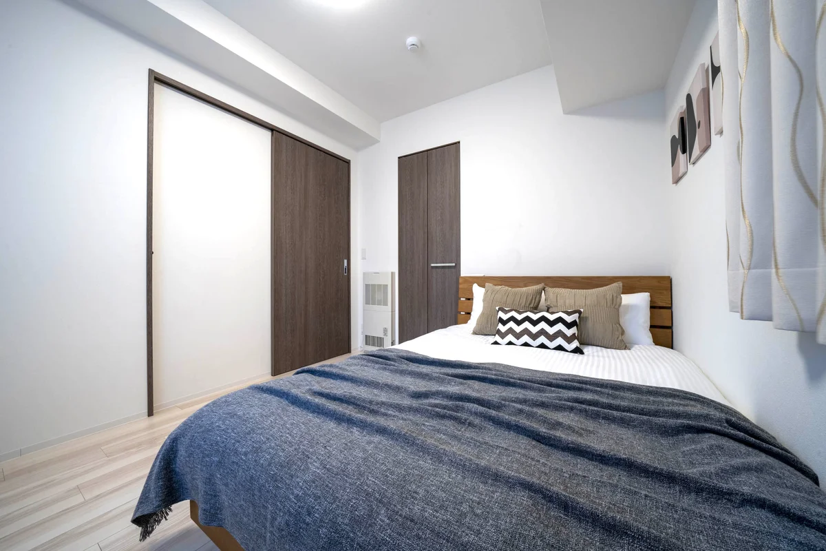 広々としたベッド