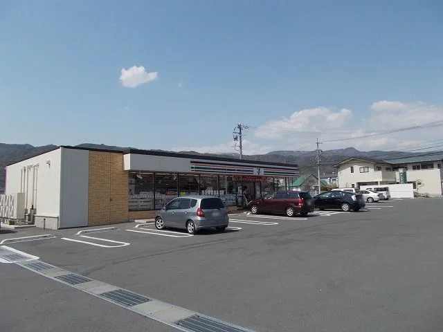 セブンイレブン　茅野米沢店まで1600m
