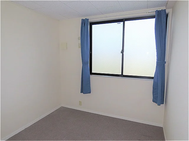 2階に2部屋ある間取りです