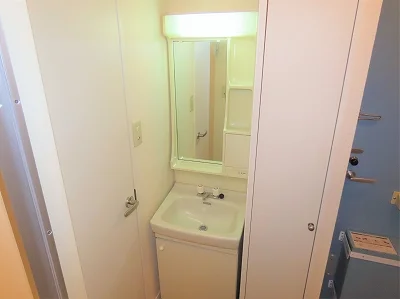 使いやすい独立洗面台です