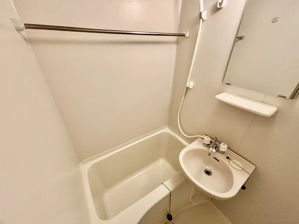 設備・仕様は号室により異なる為、現況を優先いたします。