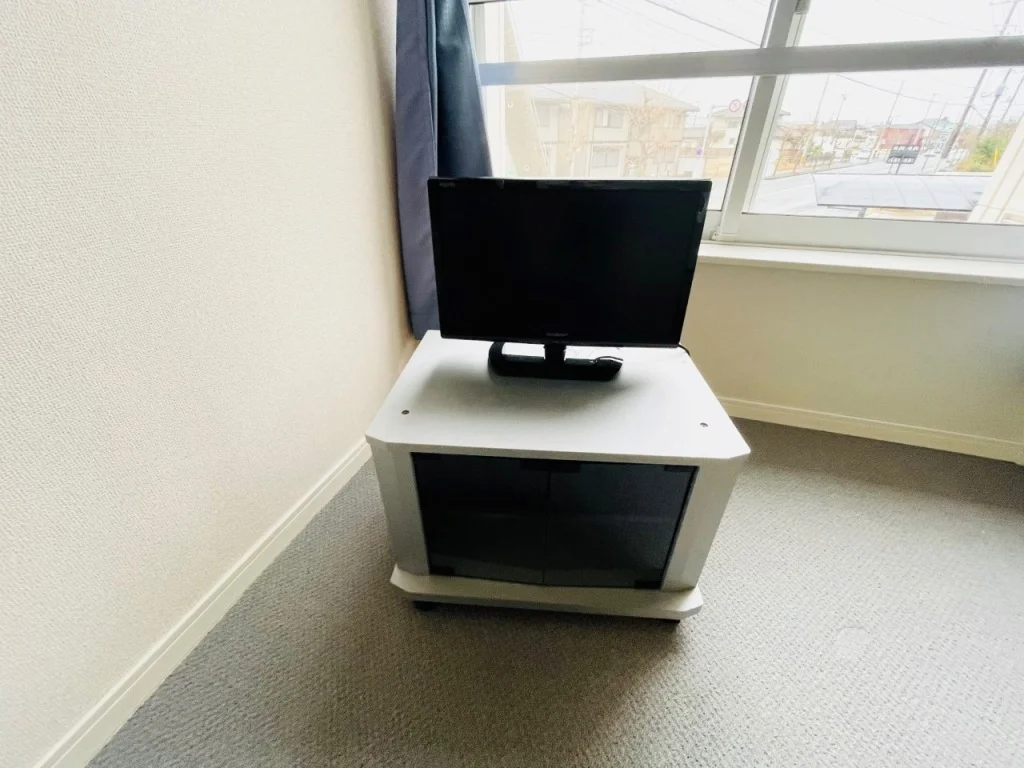 TV【お部屋によってメーカー・サイズ異なります】