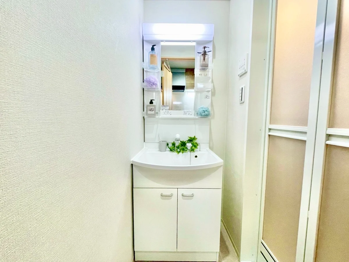 ※撮影用の観察植物・食器調理器具・雑貨類等はございません。※写真は現況優先