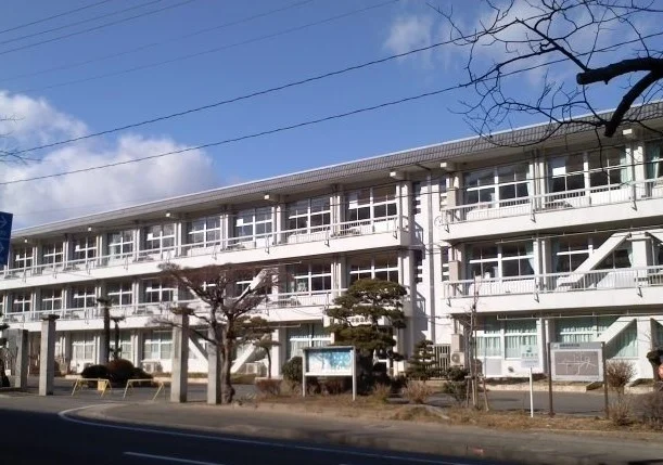 二本松北小学校まで1300m