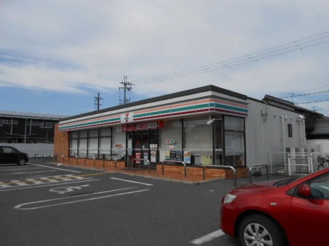 セブンイレブン彦根平田店様まで530m