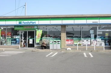 ファミリーマート明和斎宮店まで2100m
