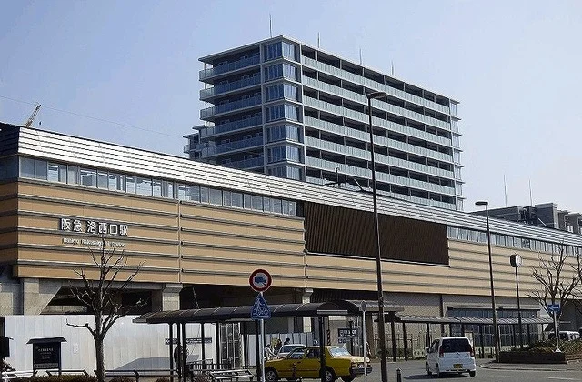 阪急京都線洛西口駅まで1400m