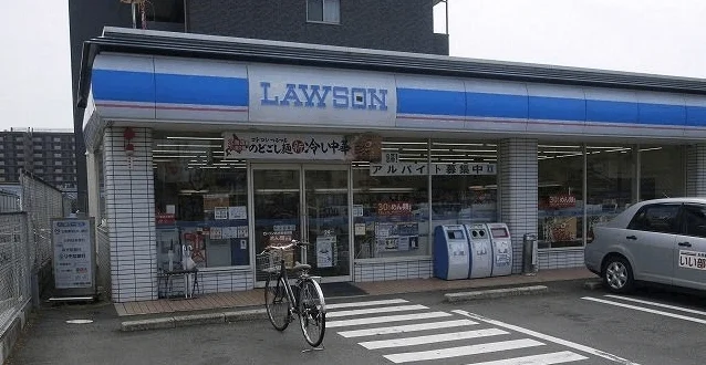 ローソン 西京極佃田店まで350m