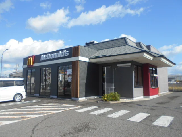 マクドナルド大浦店様まで2500m