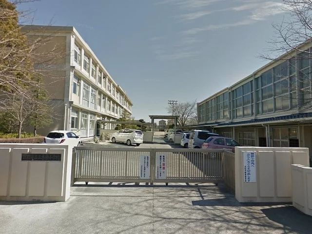 浜松市立三方原小学校まで550m