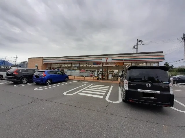 セブンイレブン渋川金井店まで750m