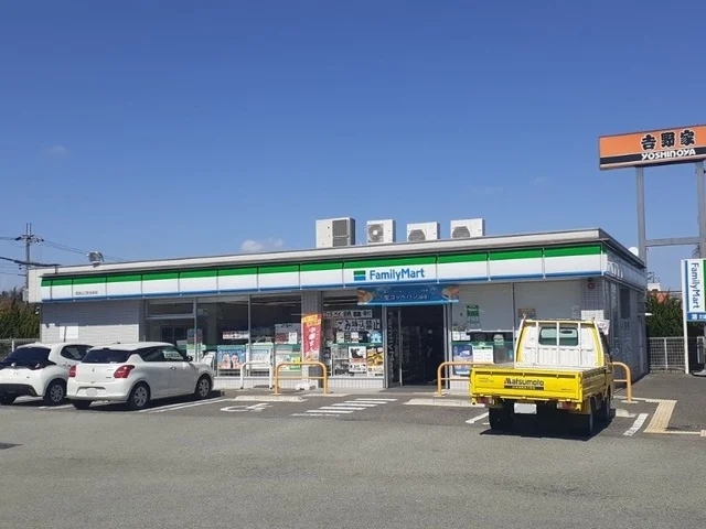 ファミリーマート山口町名来店様まで450m