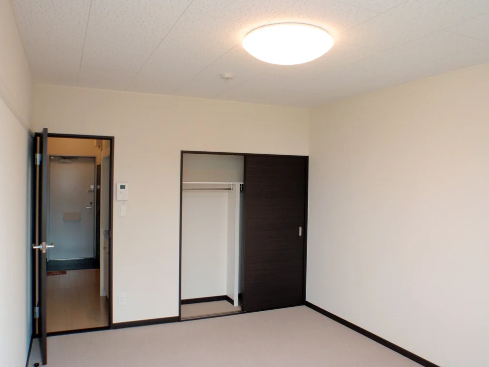 家具・家電なしのタイプの部屋です。