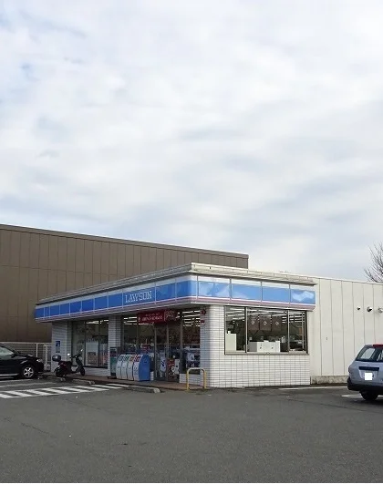 ローソンまで90m