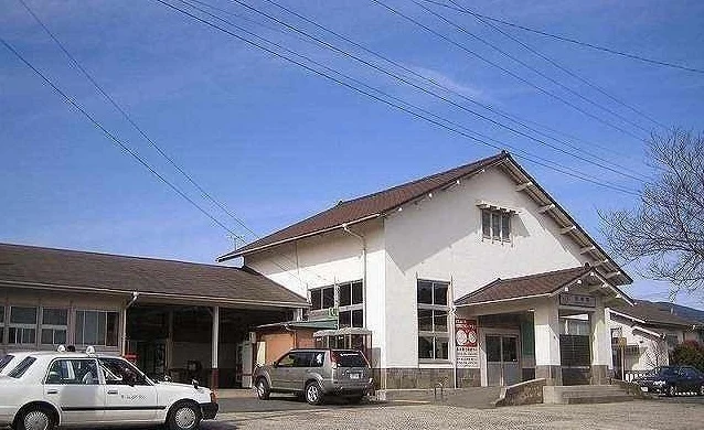 ＪＲ飯田線新城駅まで950m