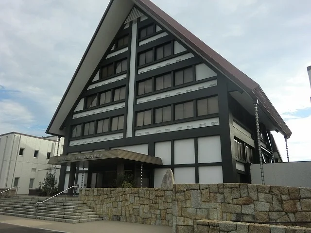 内藤記念くすり博物館まで1100m