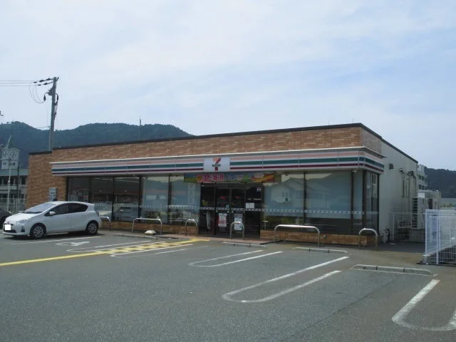 セブンイレブン木之本IC口店様まで850m