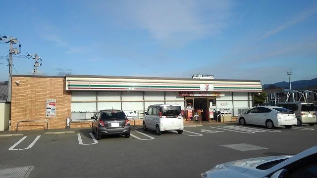 セブンイレブン　唐津バイパス店まで2600m
