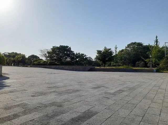 西条運動公園まで1900m